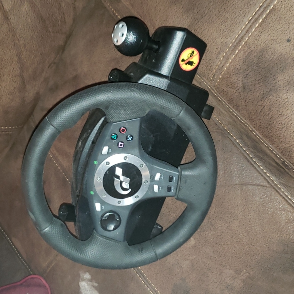 Logitech great steering wheel